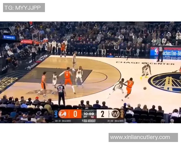 首轮第四场勇士对快船精彩直播全程回顾与分析
